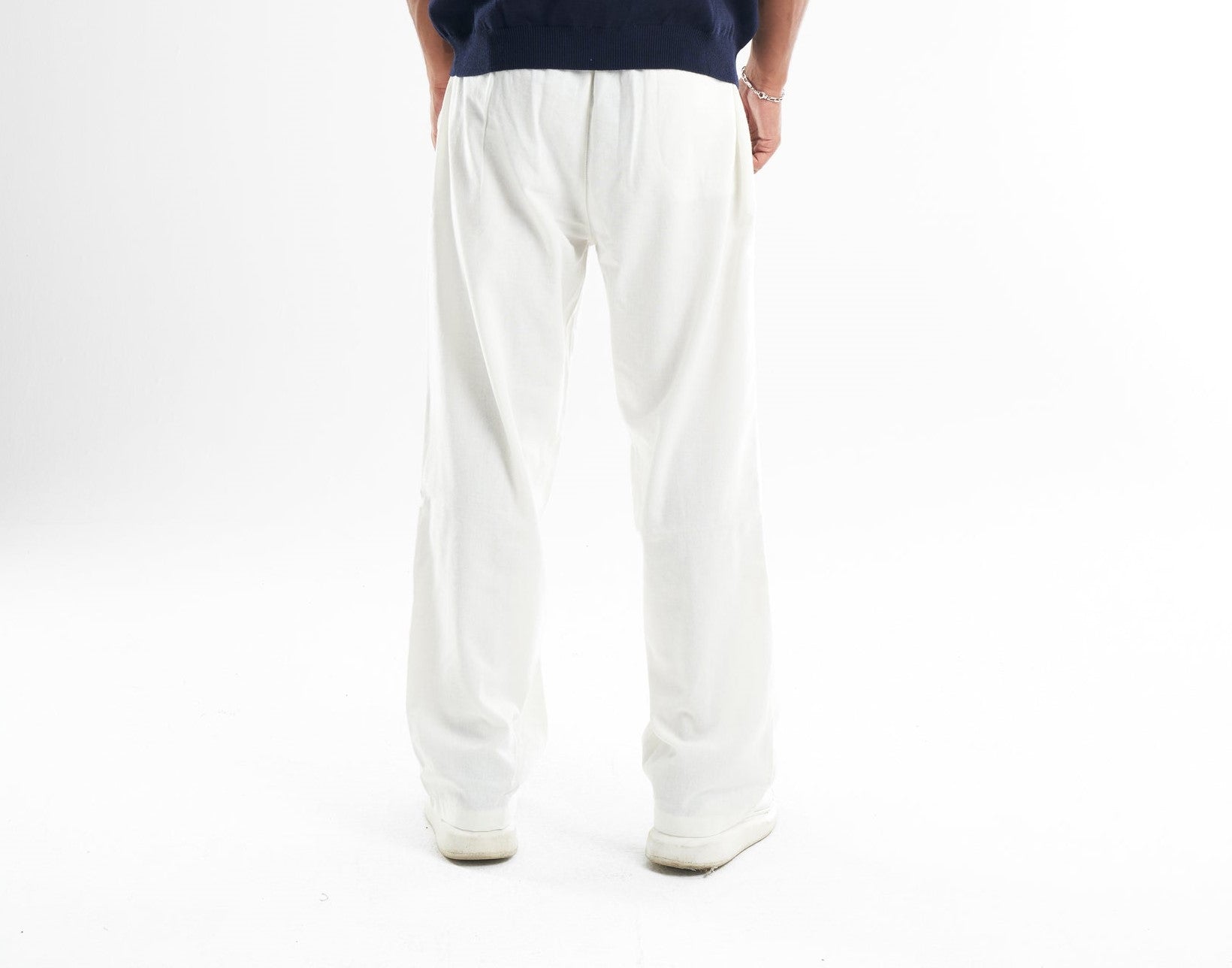 White Relaxed Fit Pants 3296