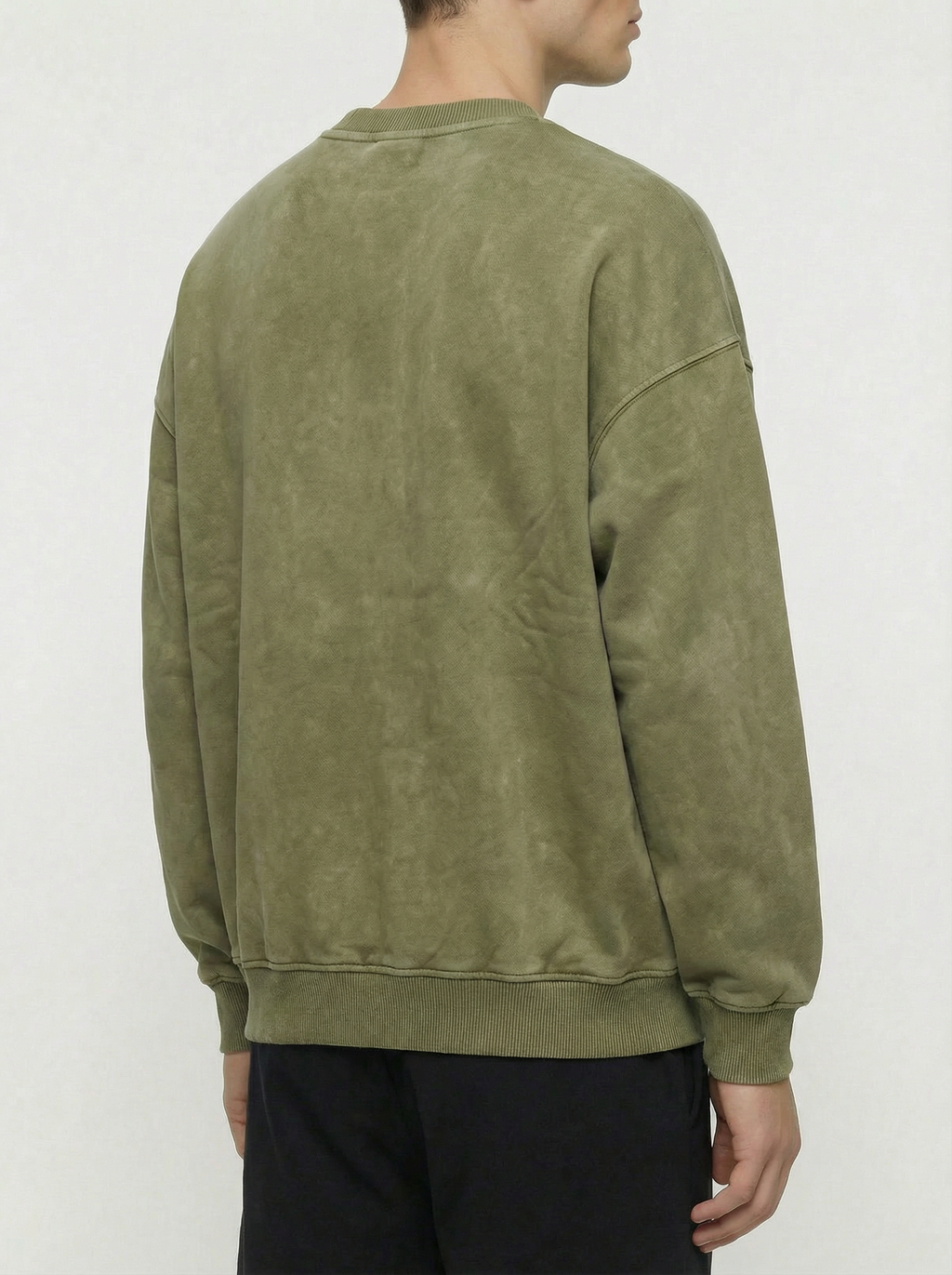 olive crew neck 11305