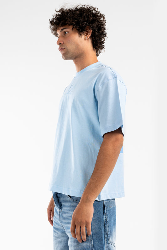 the baby blue “paralia” tee - 7618